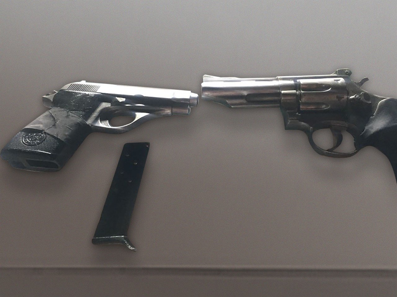 Detienen en el municipio de Cosio a dos sujetos armados | El Circo