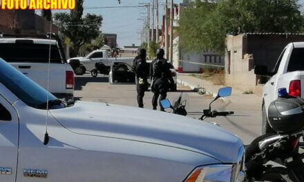 ¡Ejecutaron a un hombre e hirieron a otro de gravedad a bordo de un auto en Guadalupe!