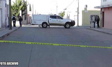 ¡En Las Pilas, Morelos, ejecutaron a dos hombres a bordo de un auto!