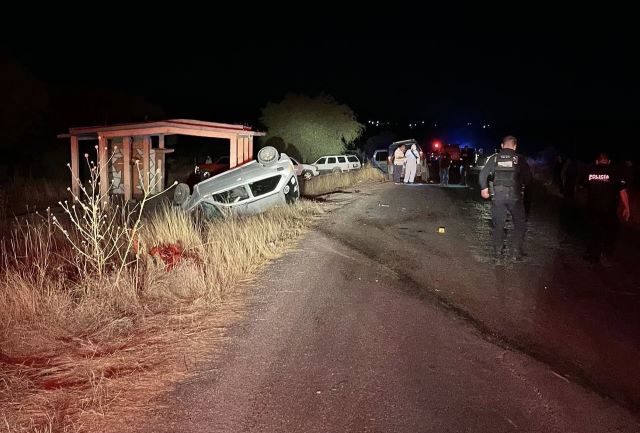 ¡Dos muertos y dos lesionados dejó choque entre una camioneta y un auto ...