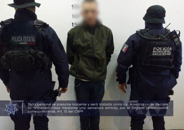 ¡En Zacatecas capturaron a hombre con auto robado; tenía dos órdenes de ...