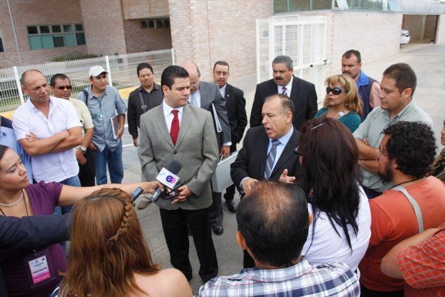 Denuncian peritos represalias_03