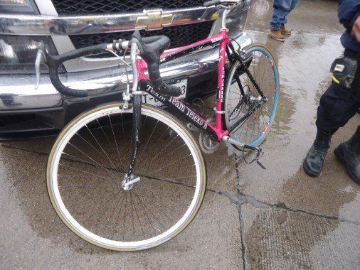 foto2-la bicicleta termino con algunos da+¦os en ela ccidente